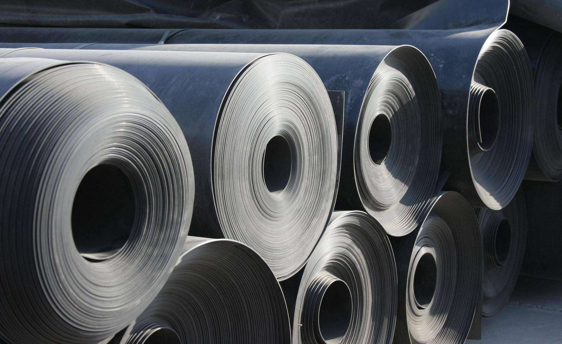 如何定义土工膜的适应变形能力、延伸率