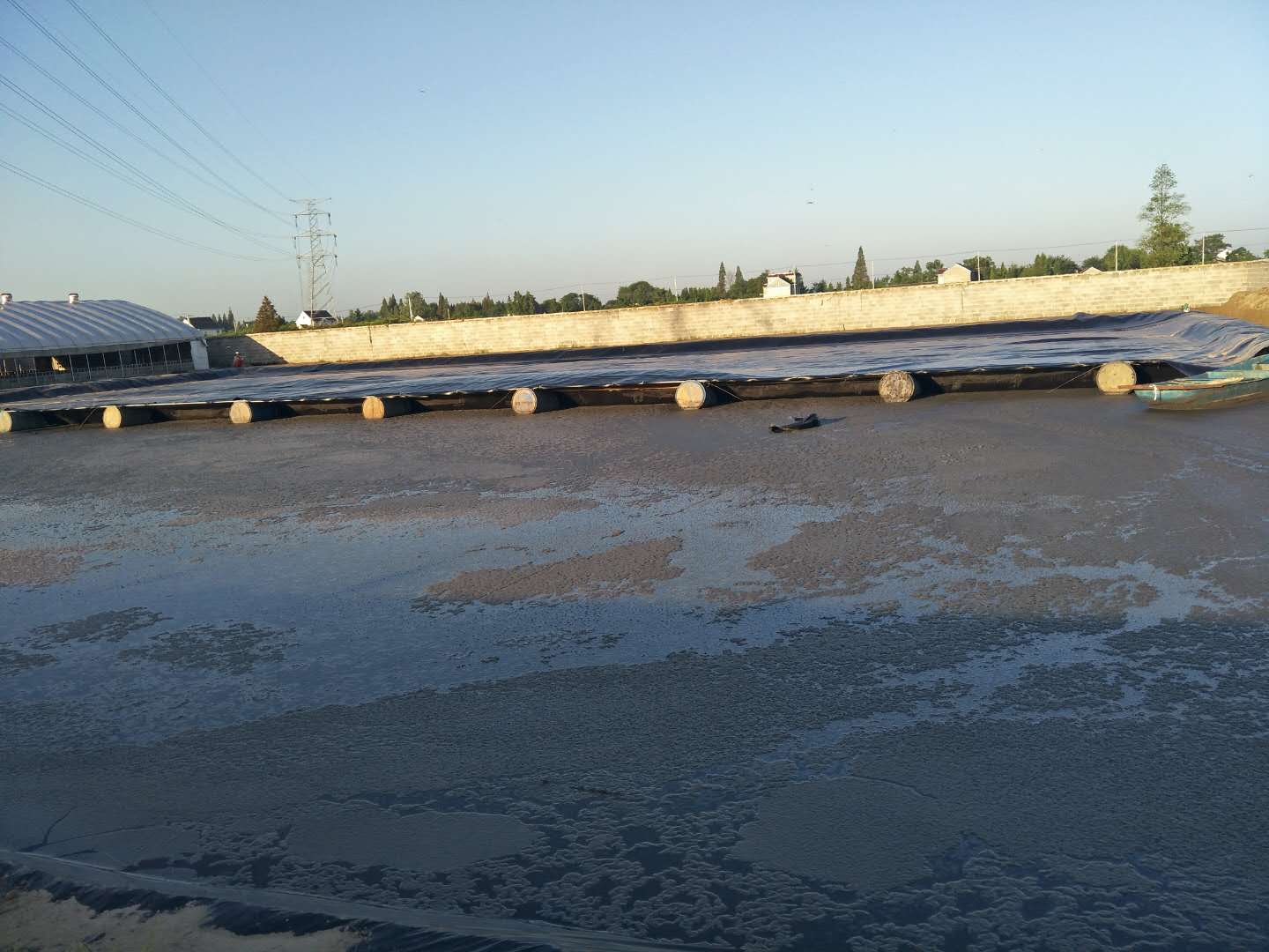 引水工程建设哪种土工合成材料应用最广泛？