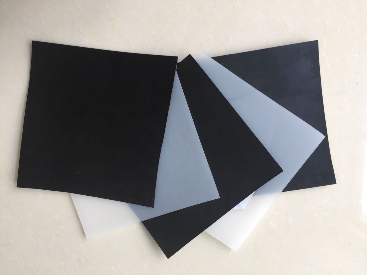 切实提高复合土工膜的施工质量需要做什么？