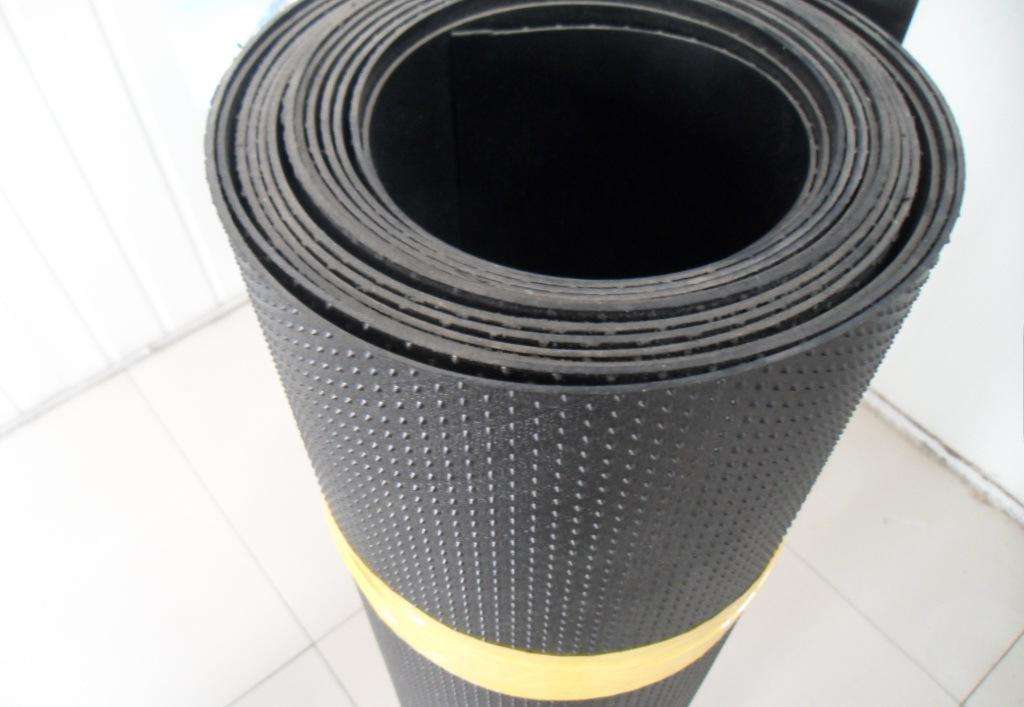 垂直铺膜、深层搅拌桩、混凝土防渗墙、高压喷射灌浆防渗墙的区别