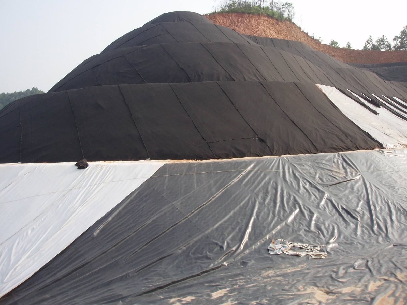 浆砌石衬砌防渗、混凝土预制块防渗等防渗形式的改造方案